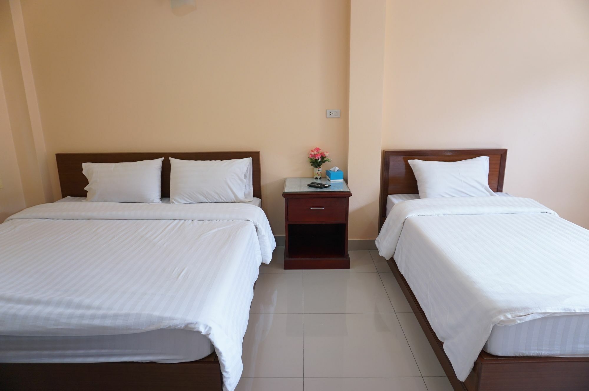 Jirasin Hotel & Apartment Ranong Eksteriør bilde